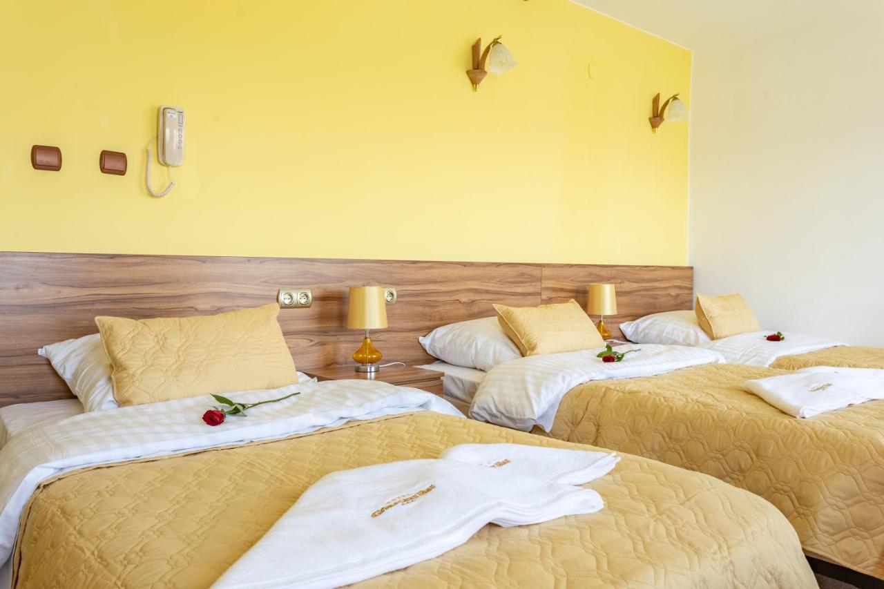 Hotel Goralski Raj โนวือตาร์ก ภายนอก รูปภาพ