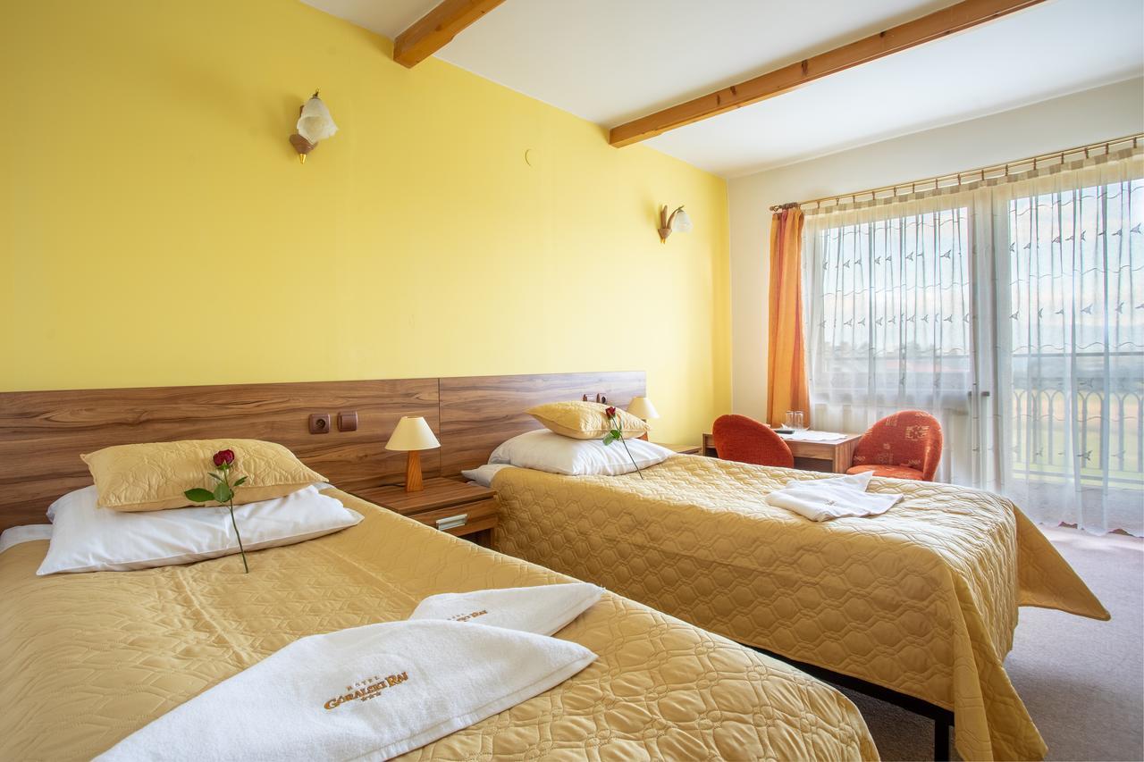 Hotel Goralski Raj โนวือตาร์ก ภายนอก รูปภาพ